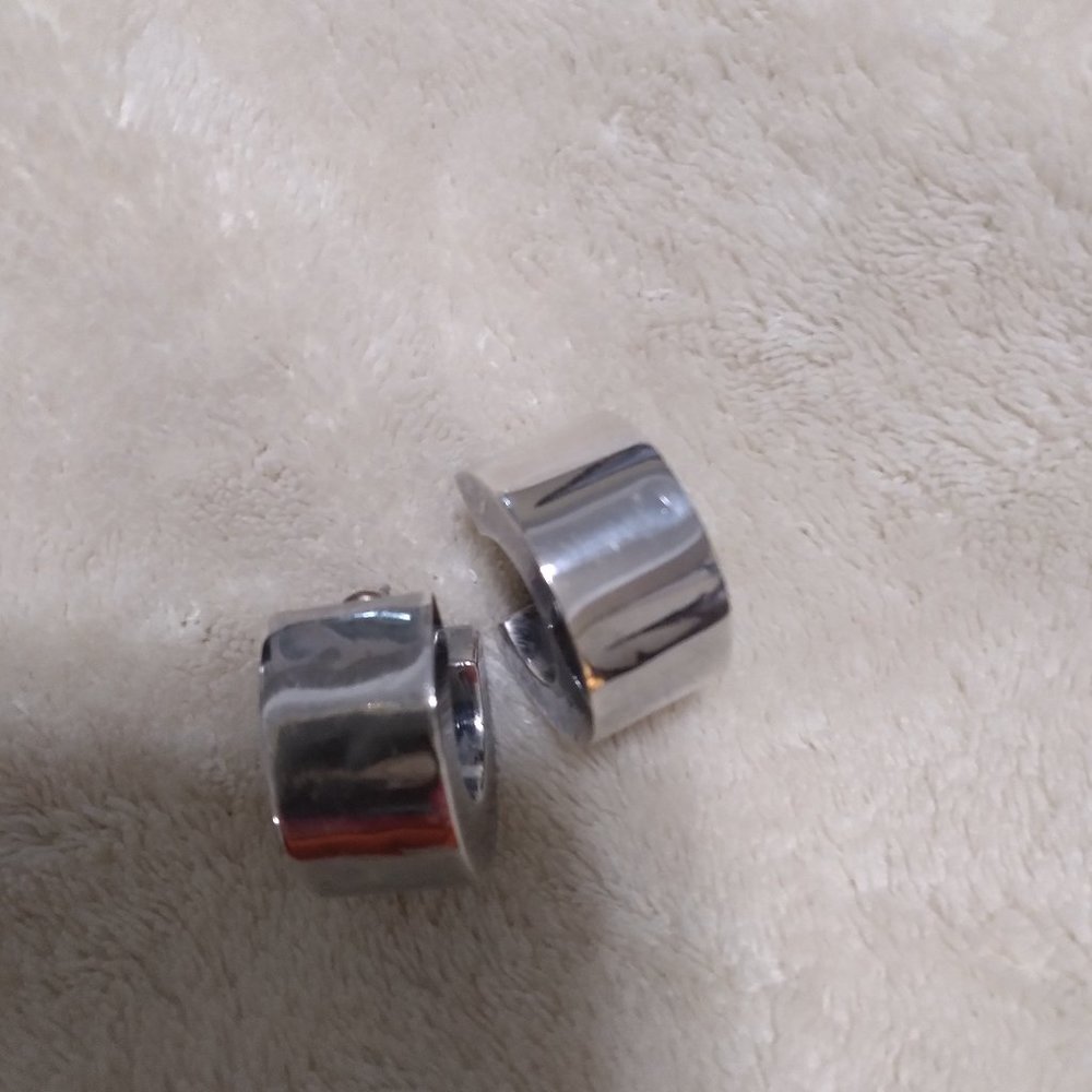 STERLING SILVER WIDE LIGHTWEIGHT EARRINGS